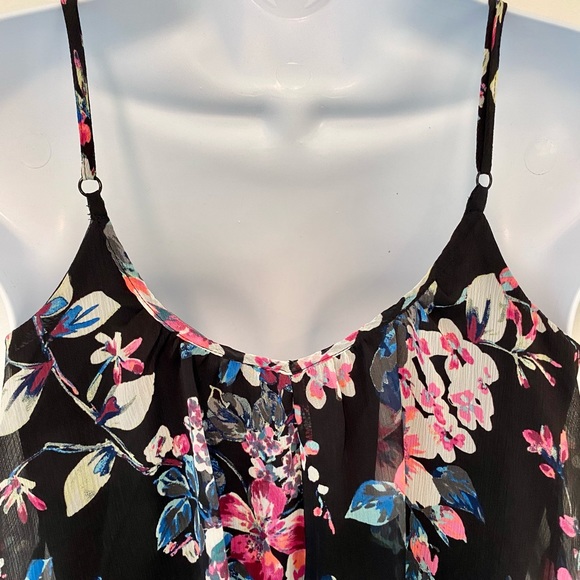 Express Floral Tank - Picture 6 of 7